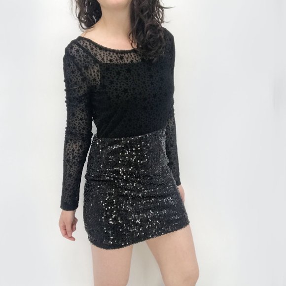 Motel Rocks Dresses & Skirts - Motel : Sitala Dress in Lace Flock Star Black NWT